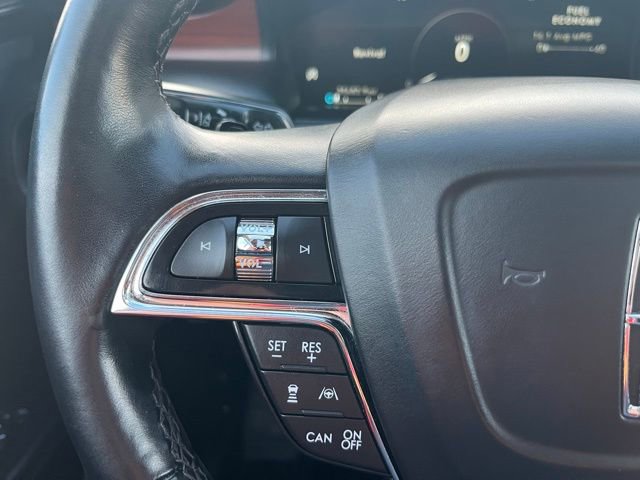 Used 2023 Lincoln Nautilus Reserve w/ Equipment Group 201A image 18