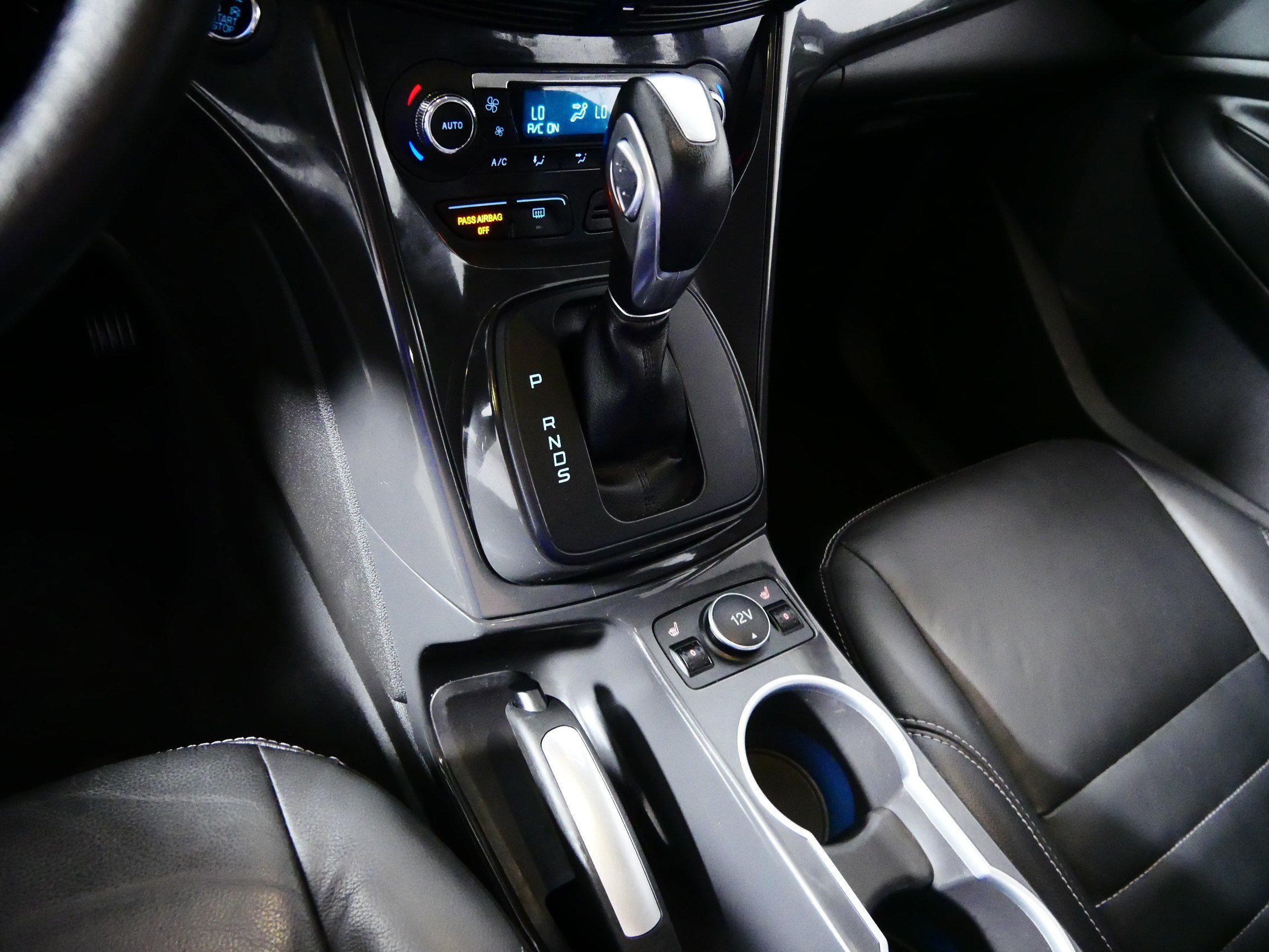 Used 2016 Ford Escape Titanium FWD image 24