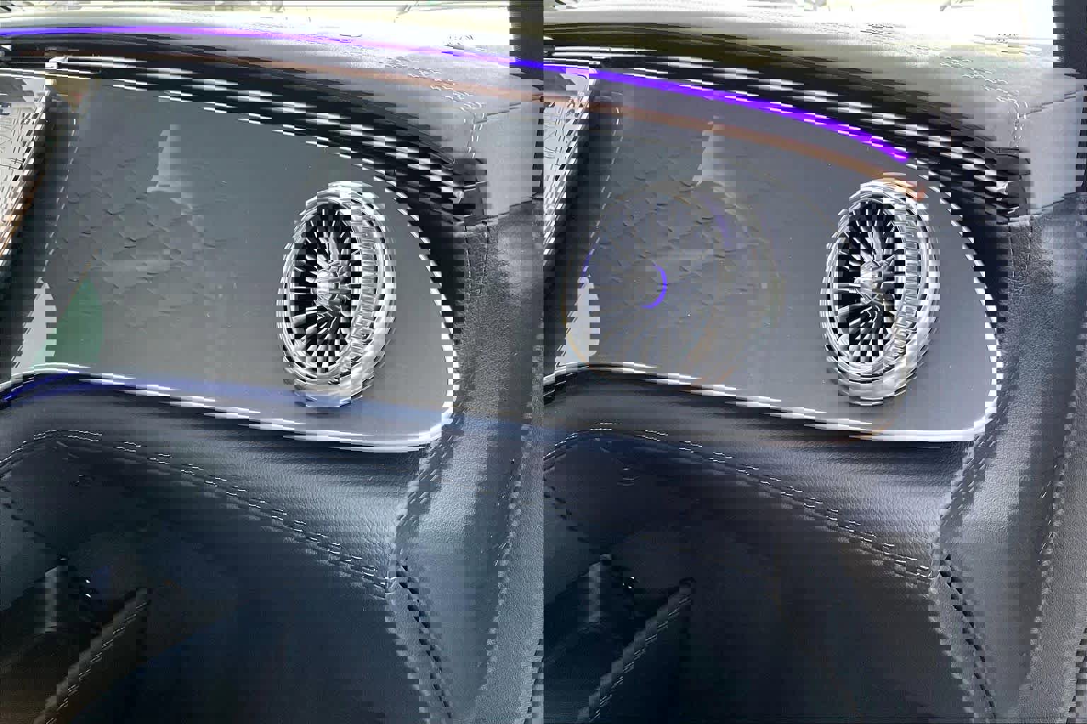 Certified 2023 Mercedes-Benz EQE 500 4MATIC Sedan image 18