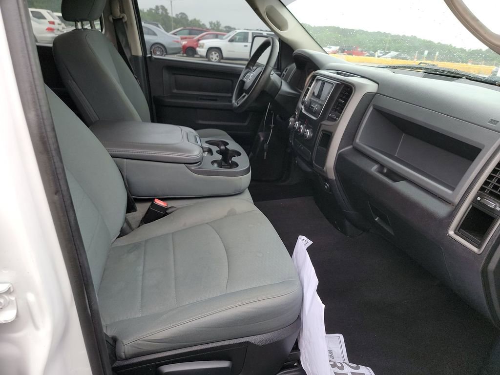 Used 2016 RAM 1500 Express AWD/4WD image 8