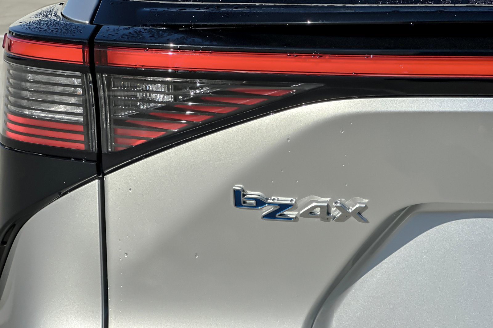 Certified 2025 Toyota bZ4X AWD image 26