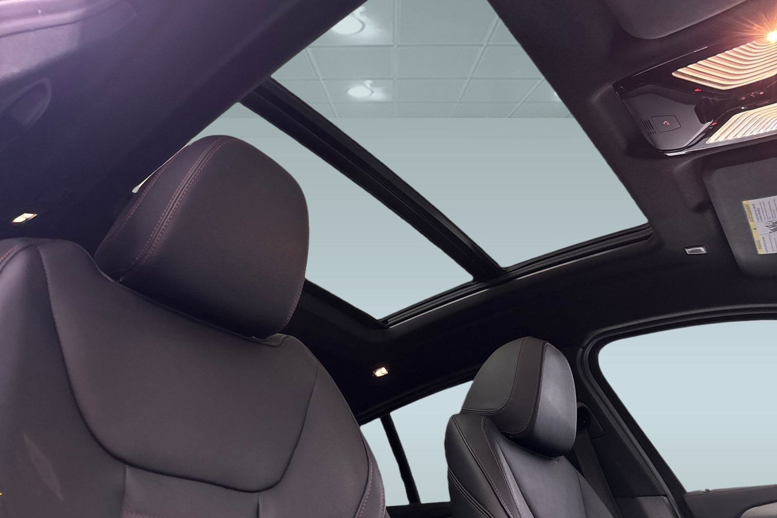 Used 2019 BMW X4 M40i w/ Executive Package image 27