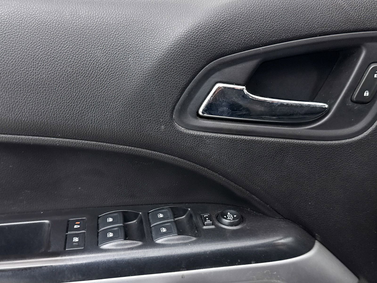 Used 2018 Chevrolet Colorado LT image 23