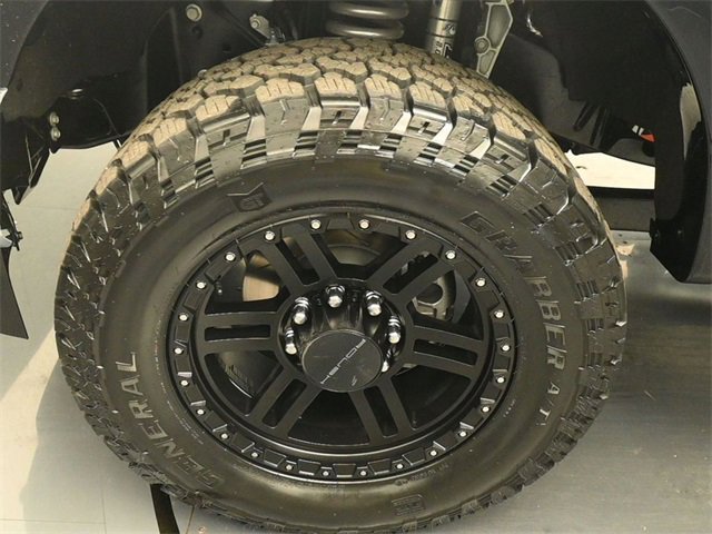 New 2026 Ford F250 Lariat w/ Black Appearance Package image 15