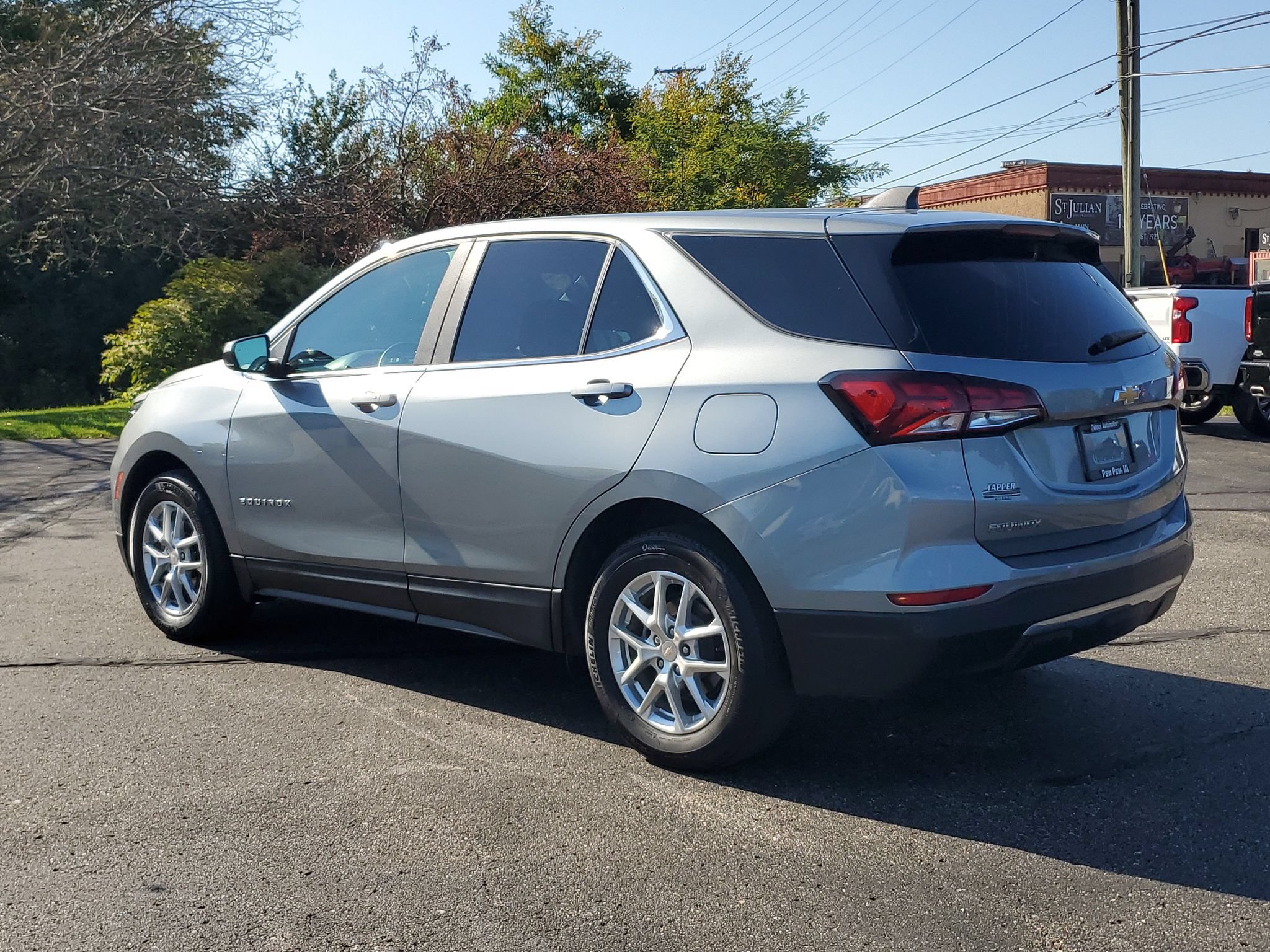 Used 2024 Chevrolet Equinox LT FWD image 5
