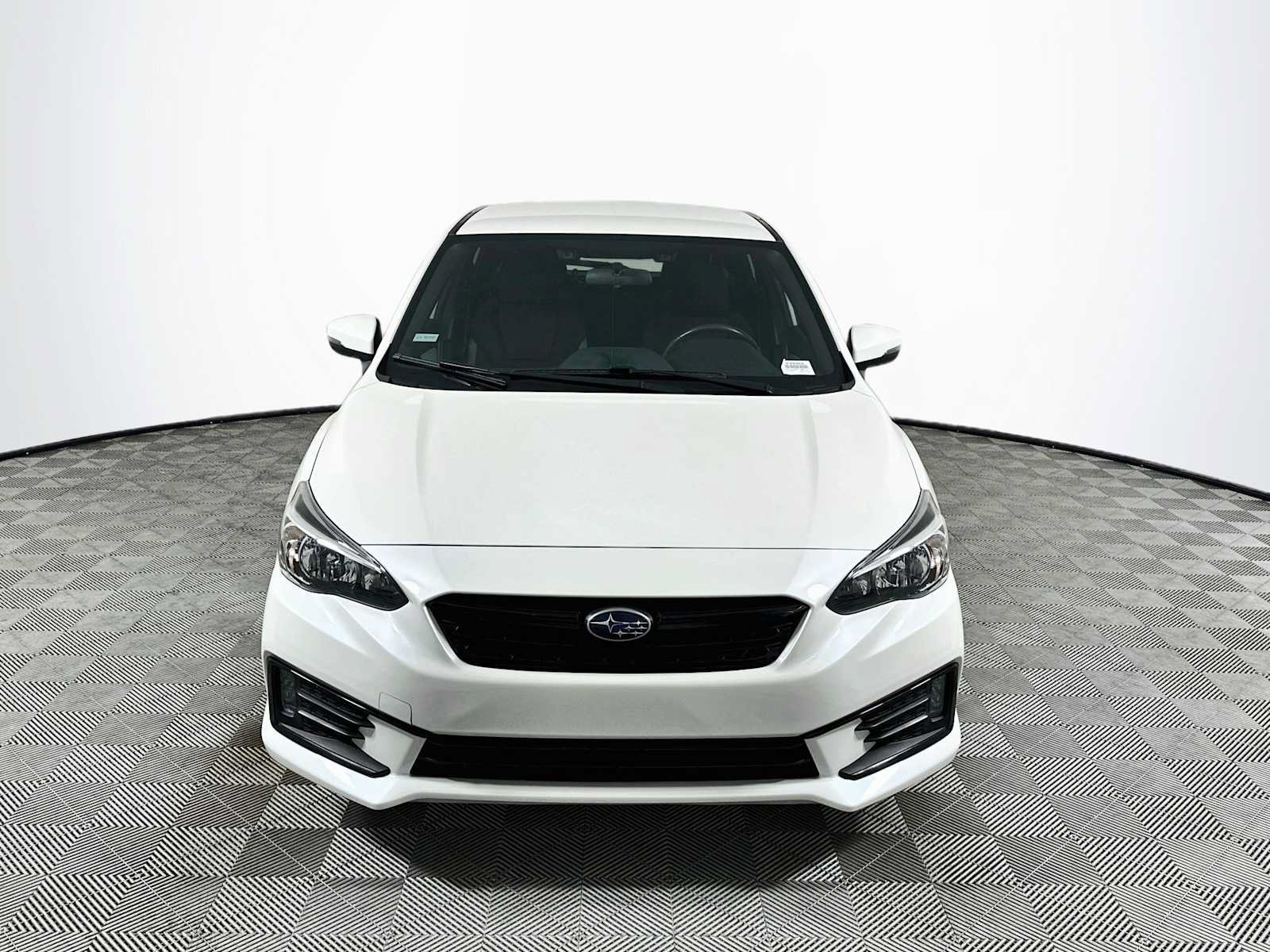 Used 2023 Subaru Impreza 2.0i Sport AWD/4WD image 2