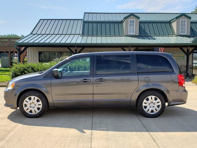 Used 2017 Dodge Grand Caravan SE w/ Power Window Group FWD image 2