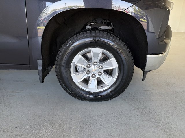 Certified 2023 Chevrolet Silverado 1500 LT AWD/4WD image 15