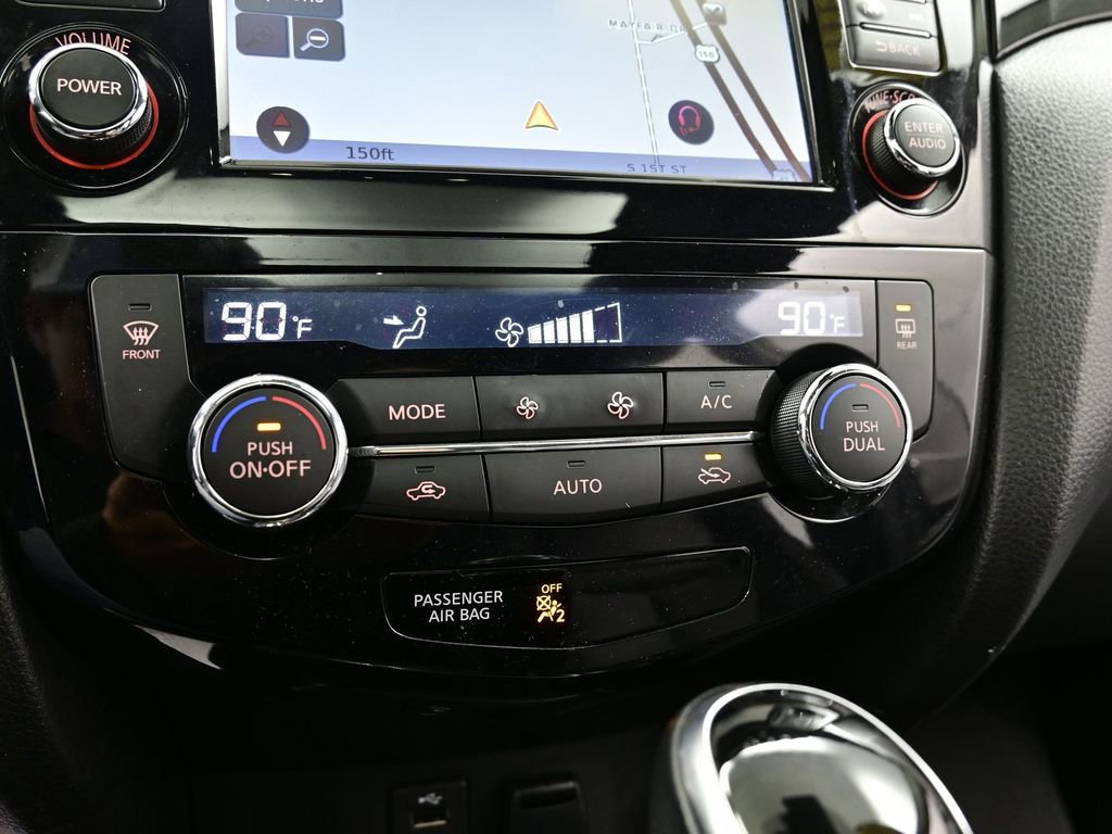 Used 2018 Nissan Rogue Sport SL w/ SL Premium Package image 10