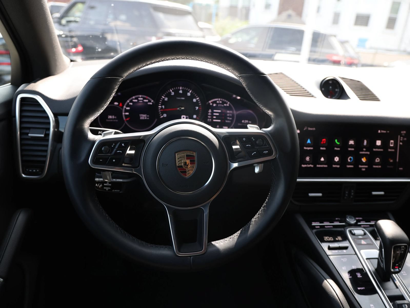 Used 2022 Porsche Cayenne Platinum Edition AWD/4WD image 15