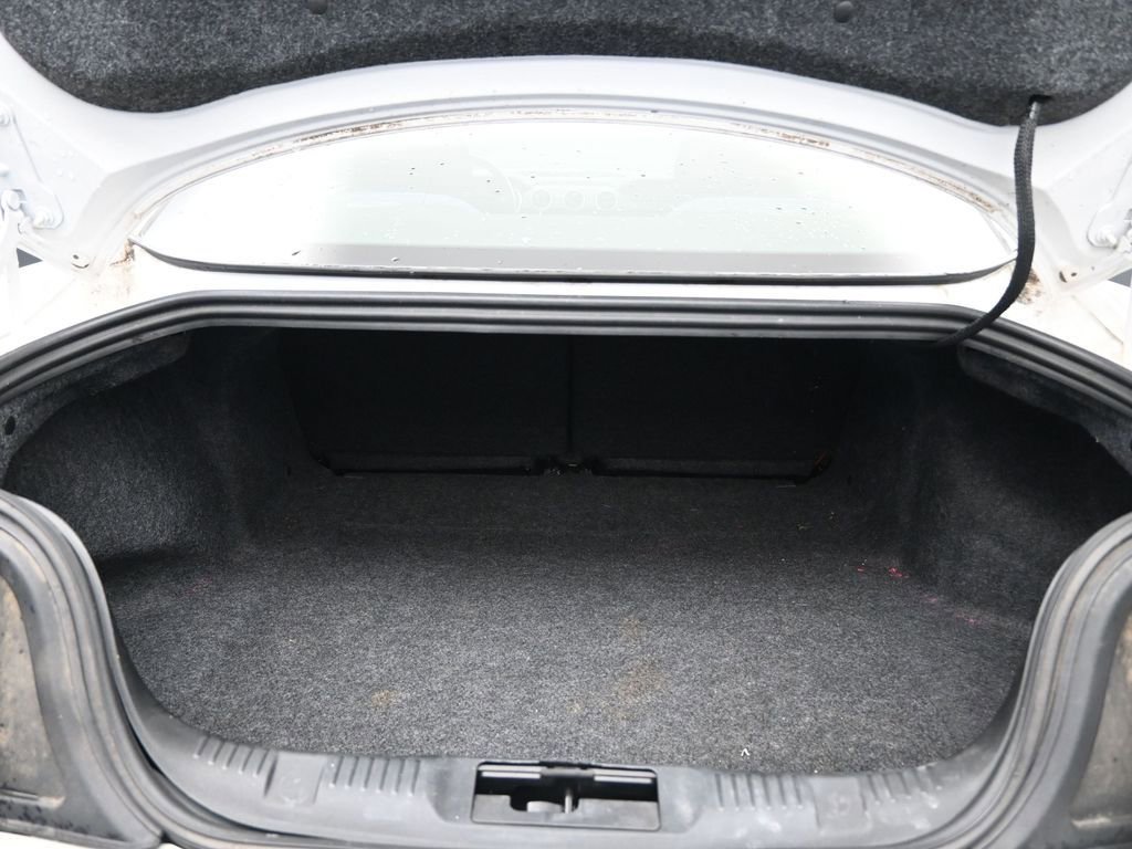 Used 2018 Ford Mustang Coupe RWD image 26