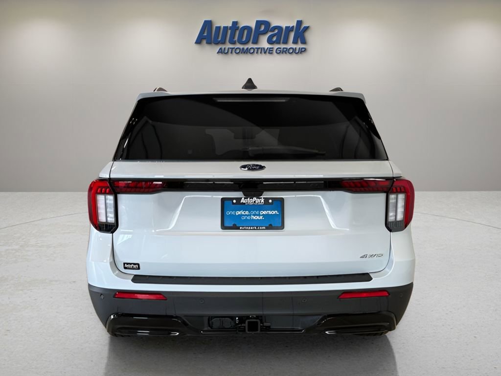 New 2026 Ford Explorer ST-Line w/ ST-Line Street Pack AWD/4WD image 6