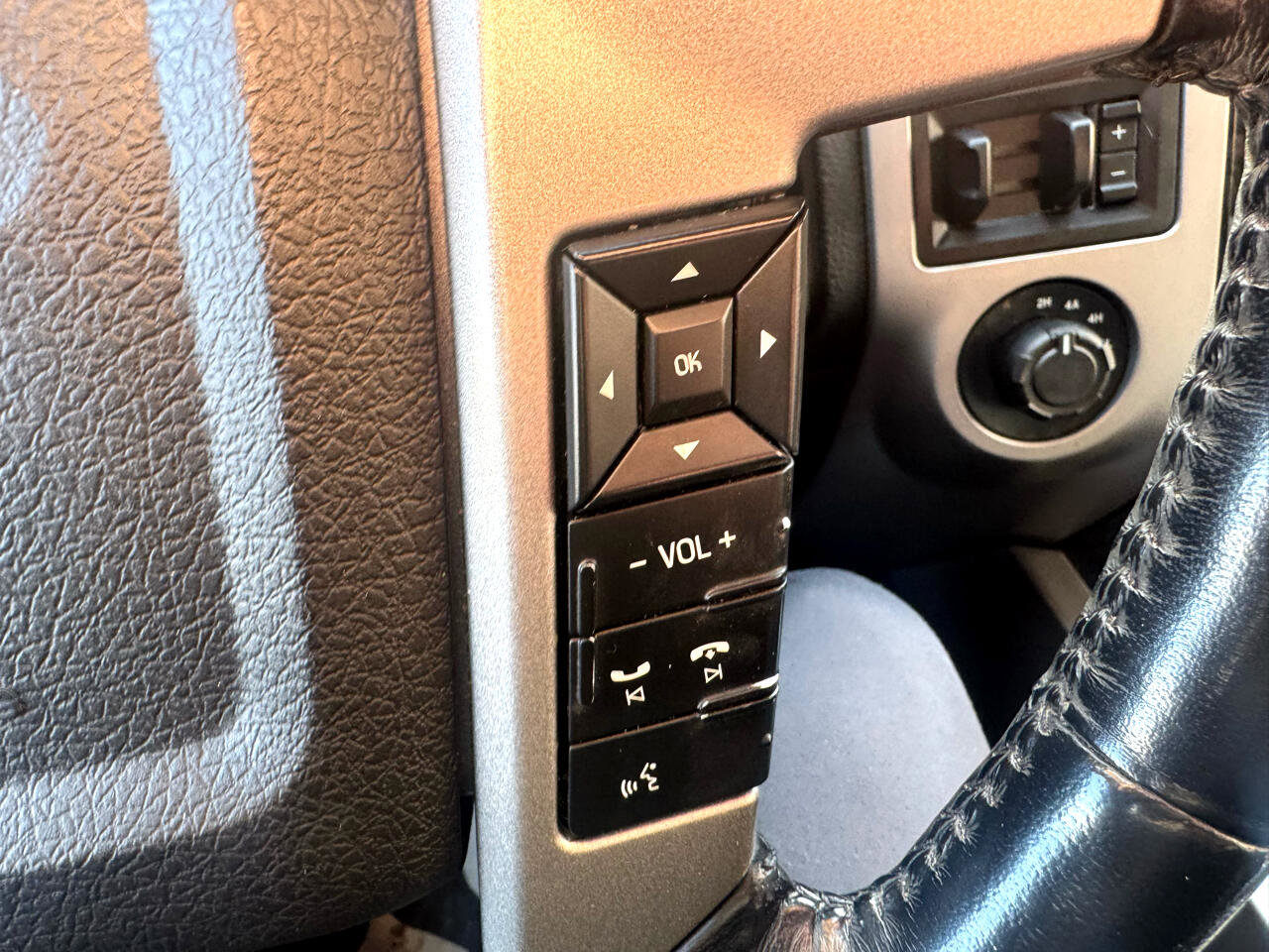 Used 2017 Ford Expedition EL Limited w/ Equipment Group 301A image 19