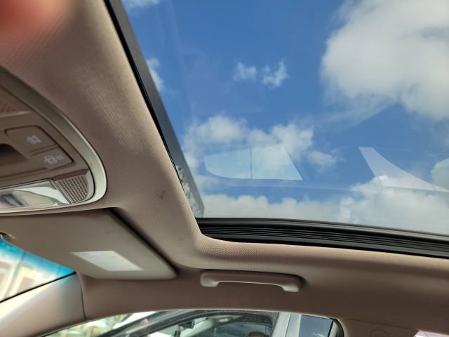 Used 2018 Hyundai Tucson Limited w/ Ultimate Package 02 FWD image 2
