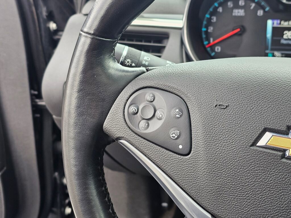 Used 2016 Chevrolet Impala LTZ w/ Enhanced Convenience Package image 31