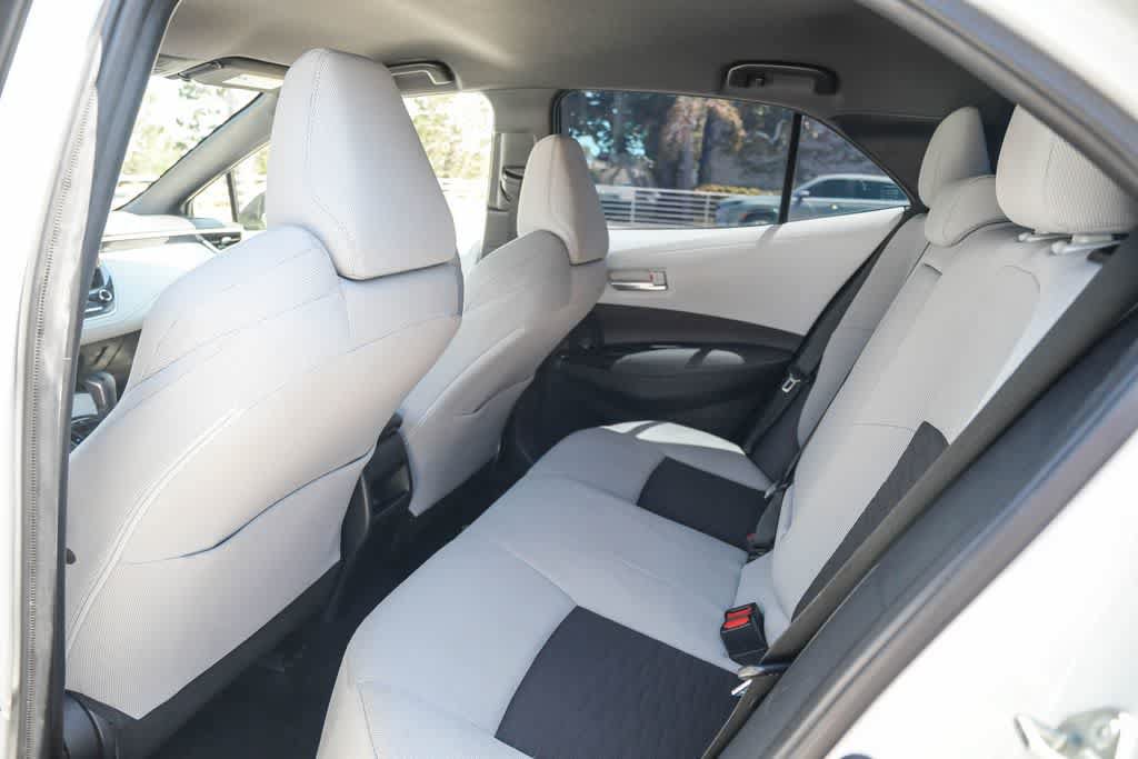 Used 2022 Toyota Corolla SE w/ Carpet Mat Package (TMS) FWD image 18
