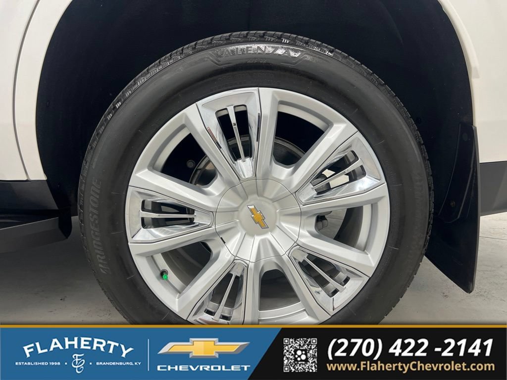 Used 2024 Chevrolet Tahoe High Country AWD/4WD image 19