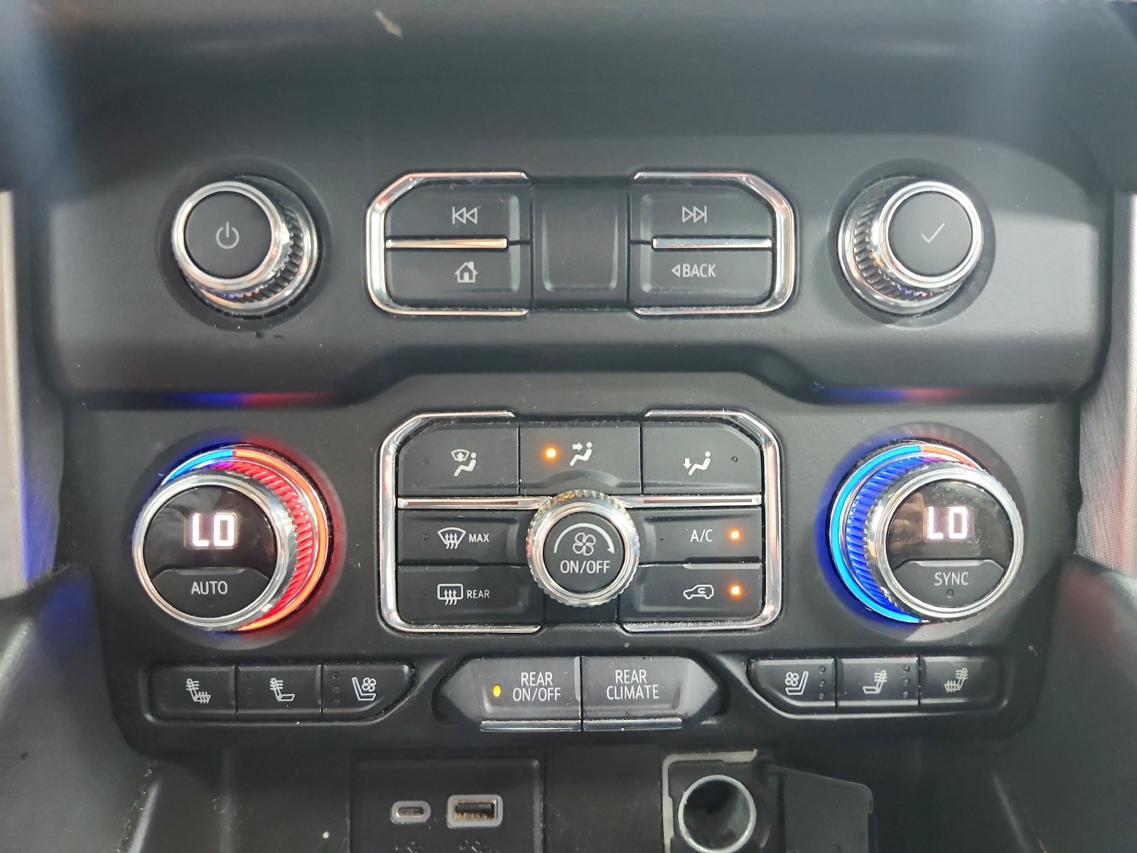 Used 2021 GMC Yukon SLT RWD image 19