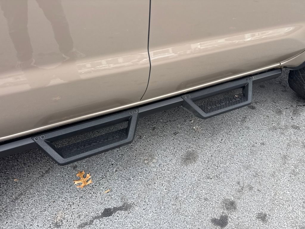 Used 2024 Nissan Frontier PRO-4X w/ Pro Premium Package image 33