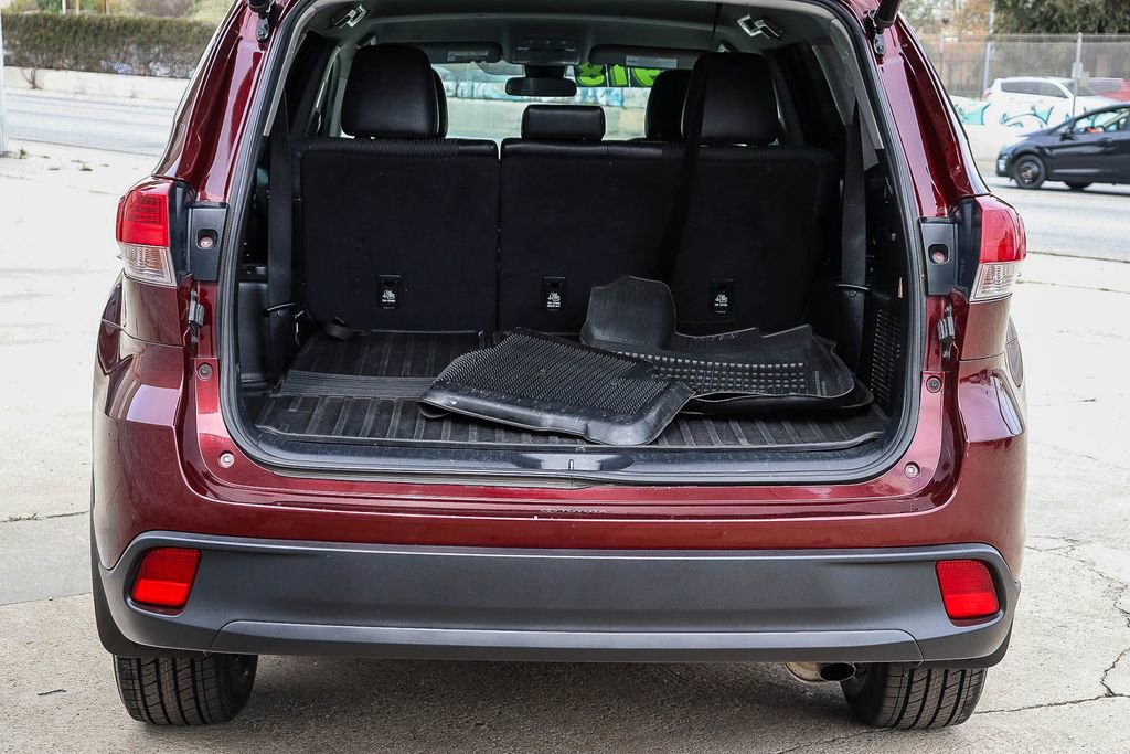 Used 2019 Toyota Highlander Plus image 26