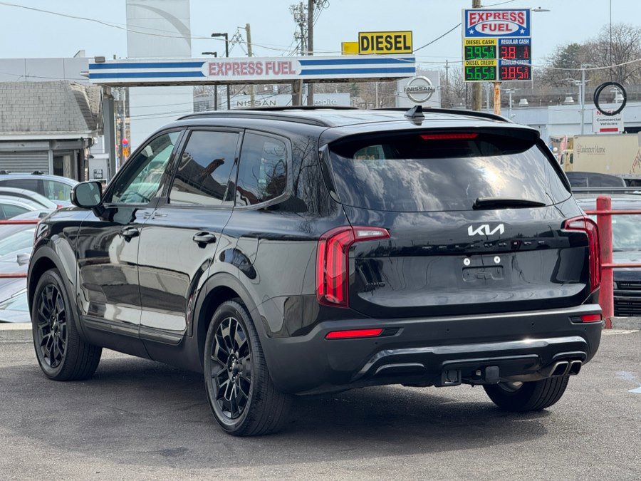 Used 2022 Kia Telluride SX w/ SX Prestige Package image 14