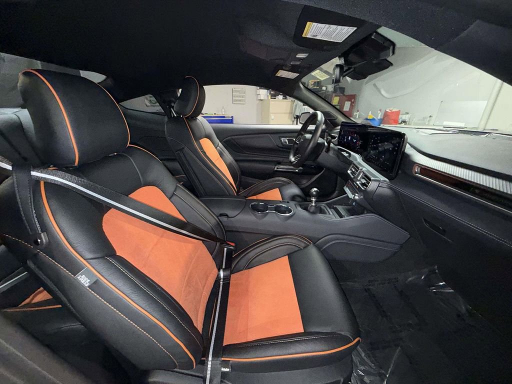 Used 2024 Ford Mustang GT Premium image 14