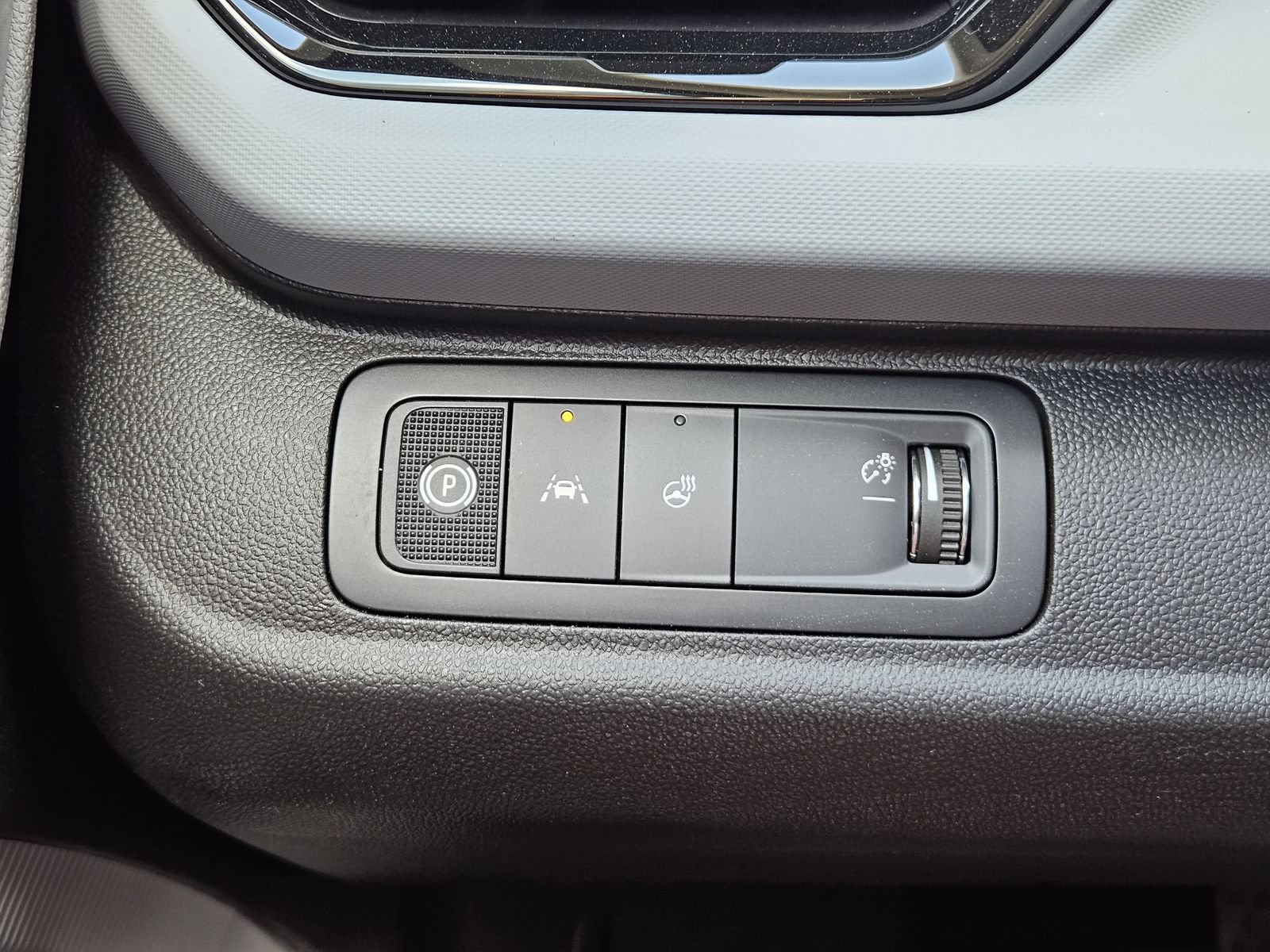 New 2027 Chevrolet Bolt RS FWD image 20