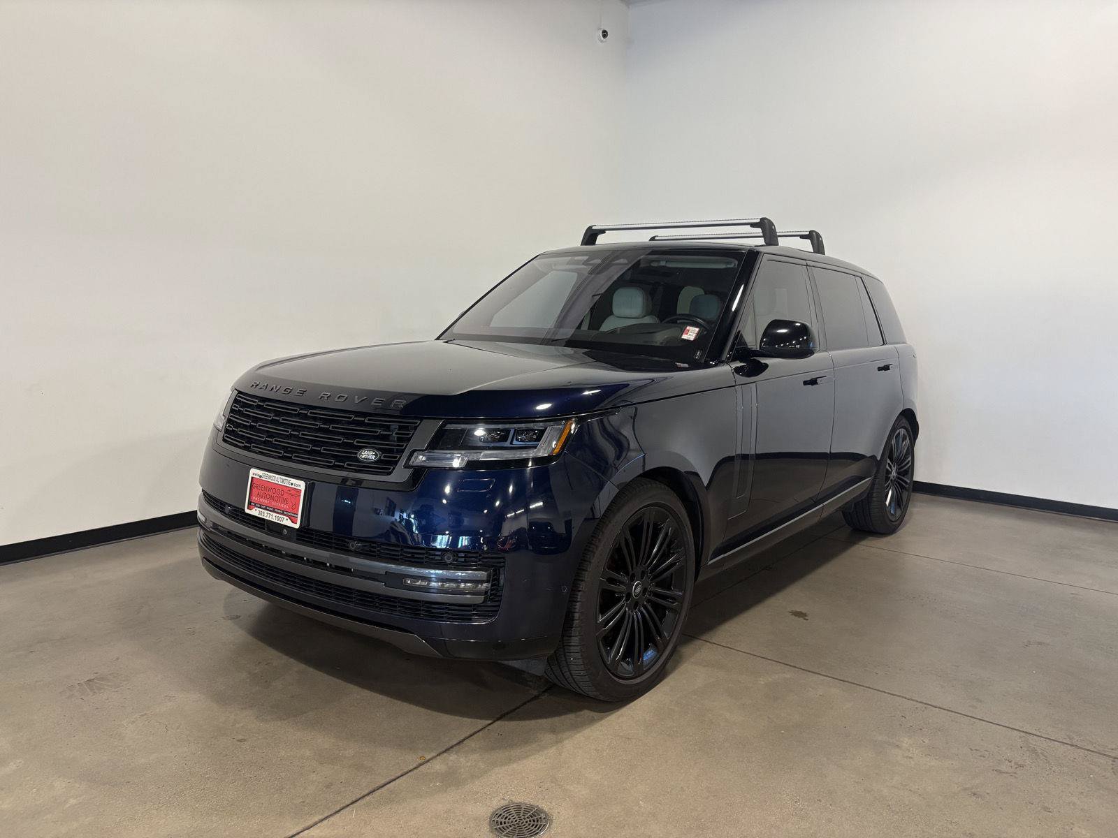 Used 2023 Land Rover Range Rover Long Wheelbase SE AWD/4WD image 7