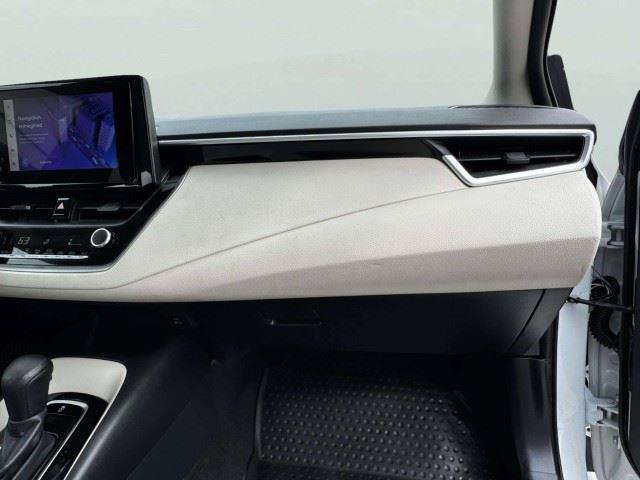 Used 2023 Toyota Corolla LE FWD image 57