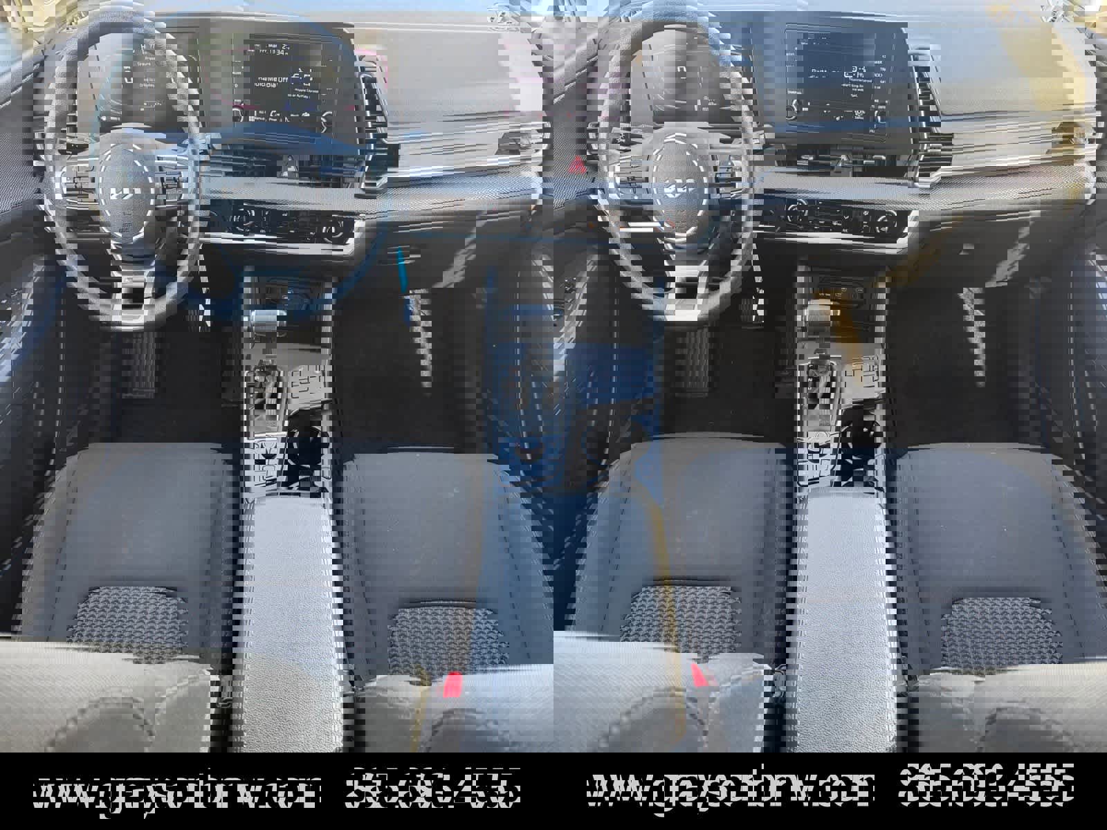 Used 2024 Kia Sportage LX image 13