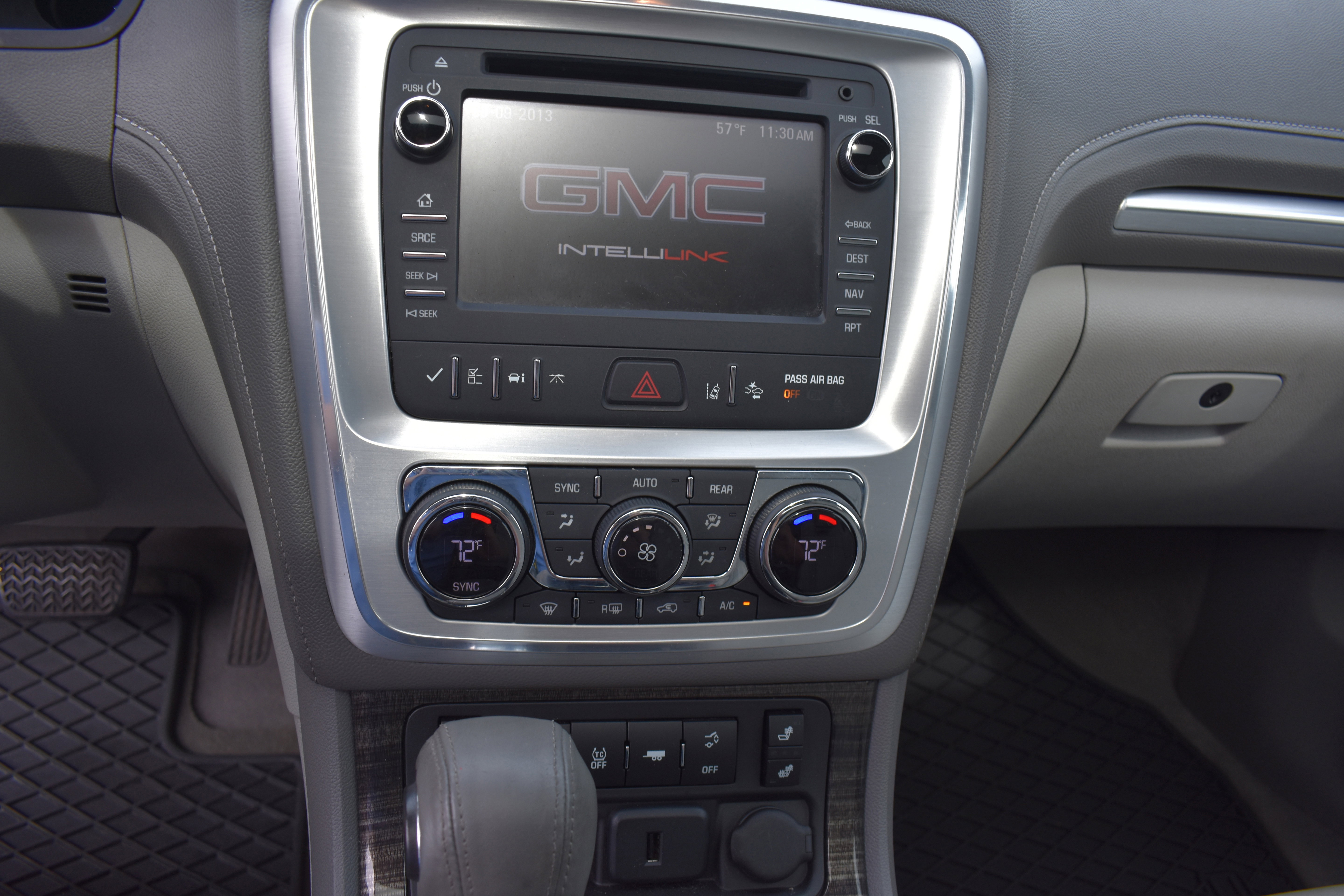 Used 2015 GMC Acadia SLT w/ Open Road Package image 18