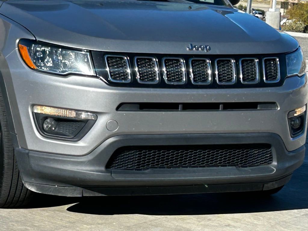 Used 2019 Jeep Compass Latitude image 10