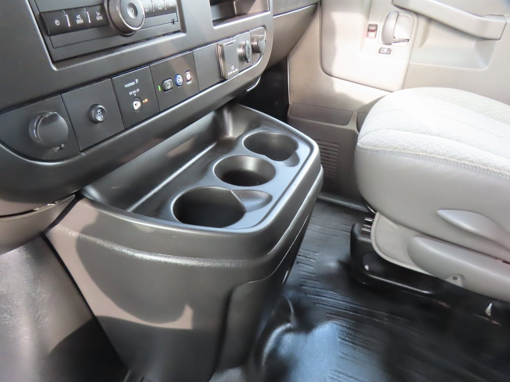 Used 2023 GMC Savana 2500 w/ Driver Convenience Package image 21