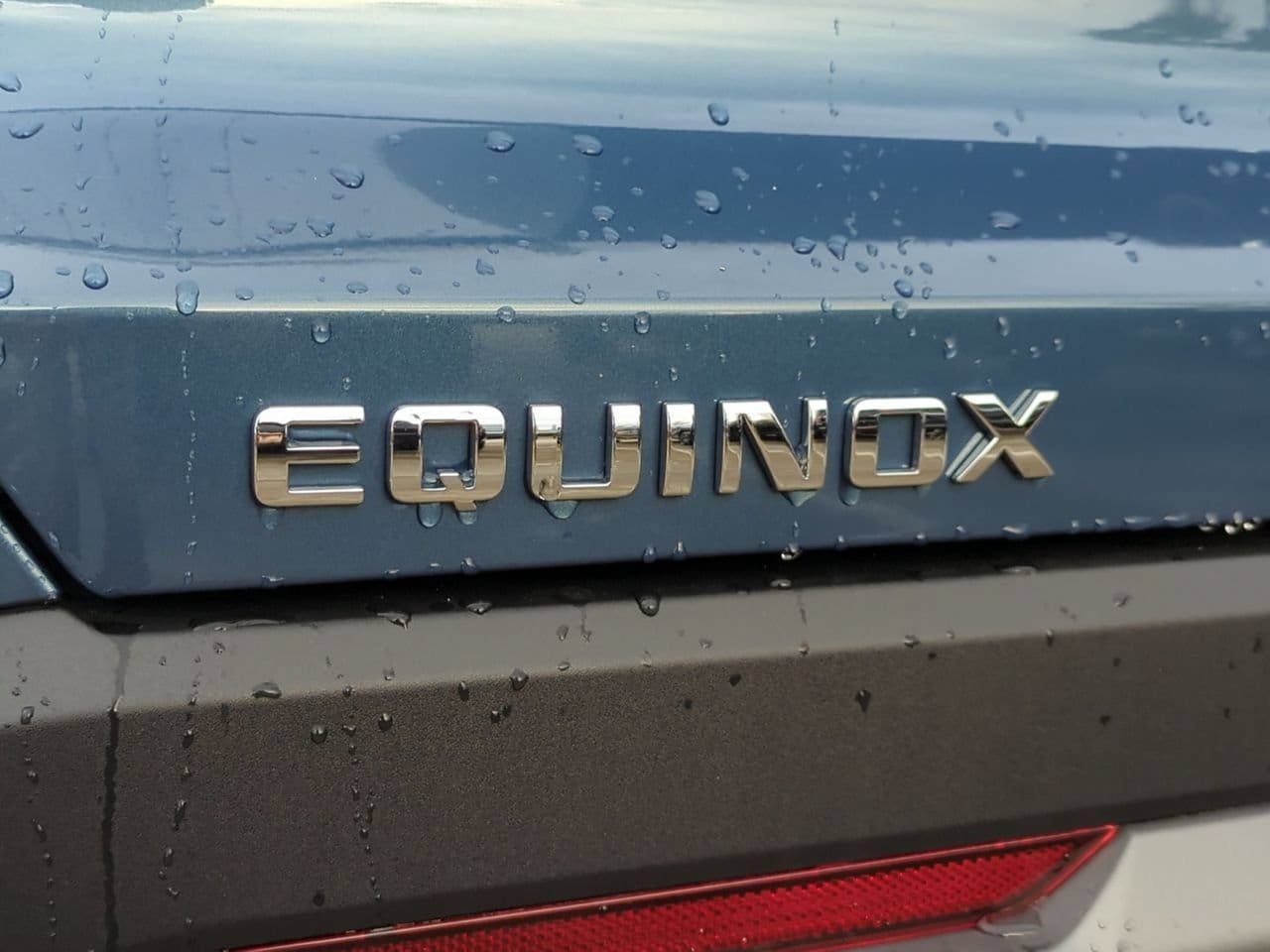 New 2027 Chevrolet Equinox LT FWD image 5