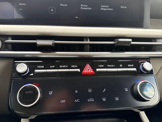 Certified 2025 Hyundai Tucson SEL AWD/4WD image 30