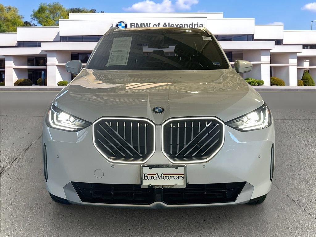 Used 2026 BMW X3 xDrive30i w/ Convenience Package AWD/4WD image 2