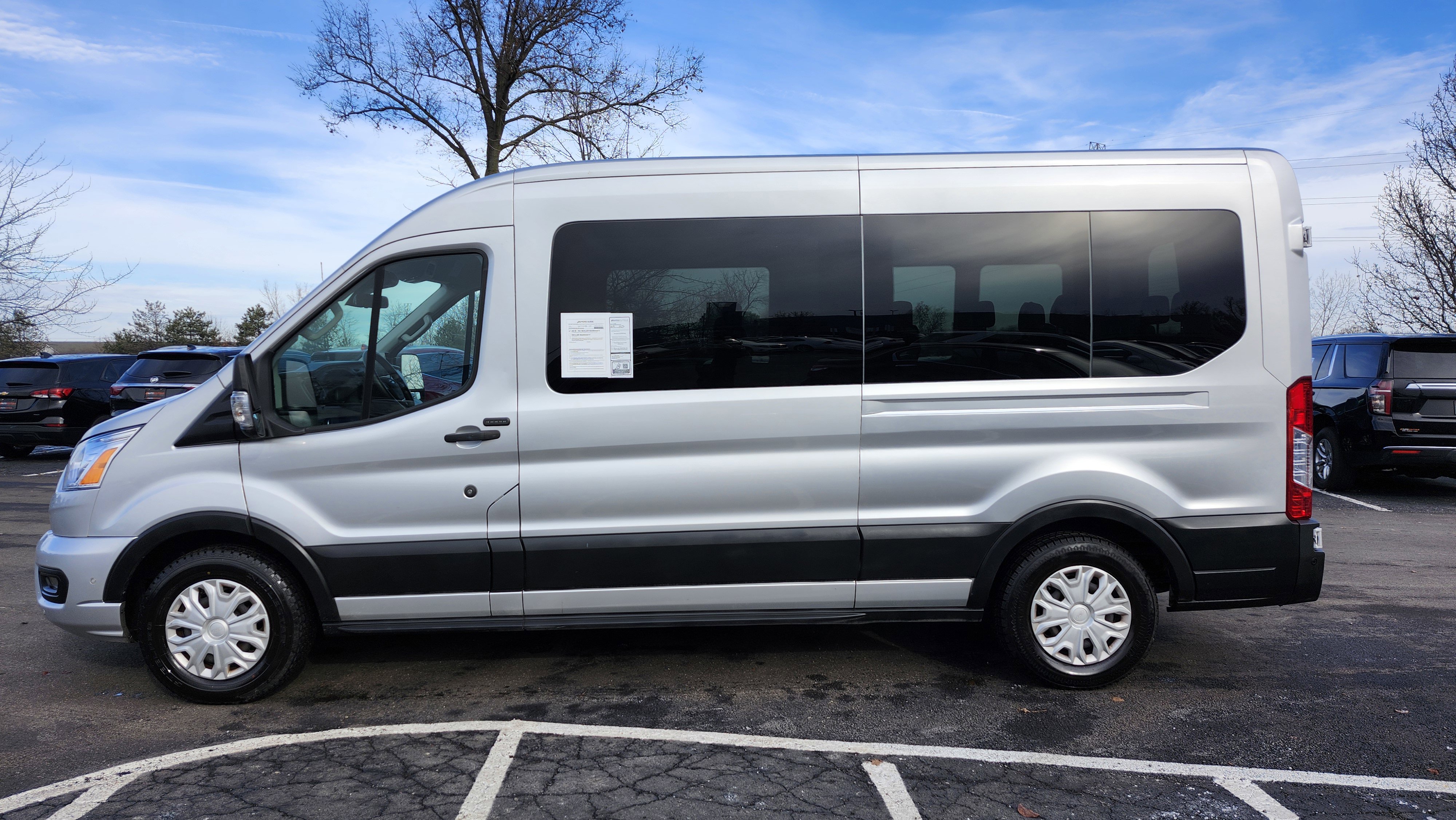 Used 2022 Ford Transit 350 XLT image 15