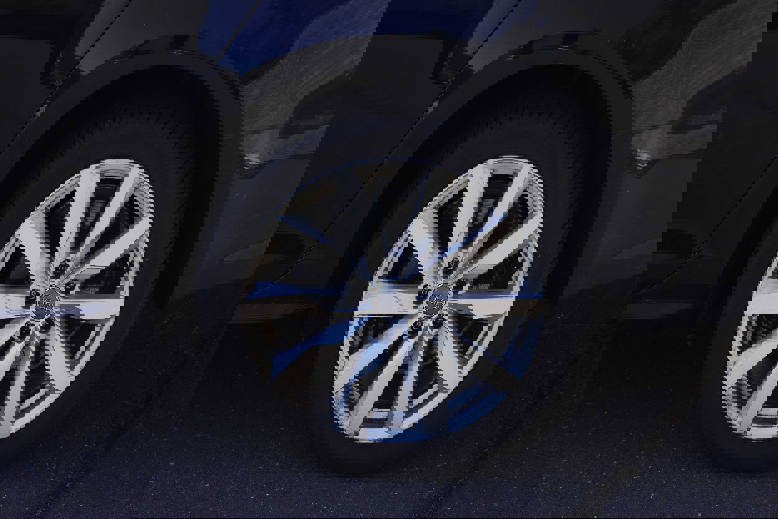 Used 2018 Audi A4 2.0T Ultra Premium w/ 18" Wheel Package image 11