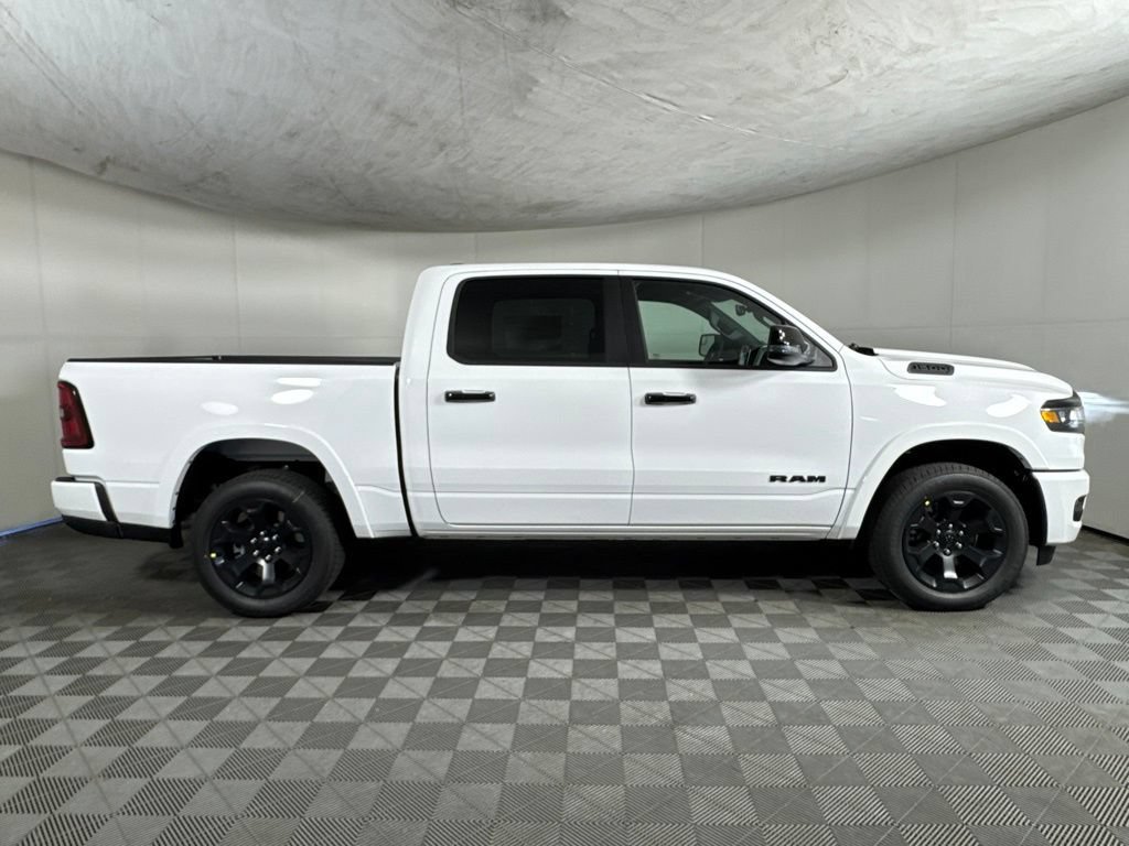 New 2027 RAM 1500 4x4 Crew Cab image 5