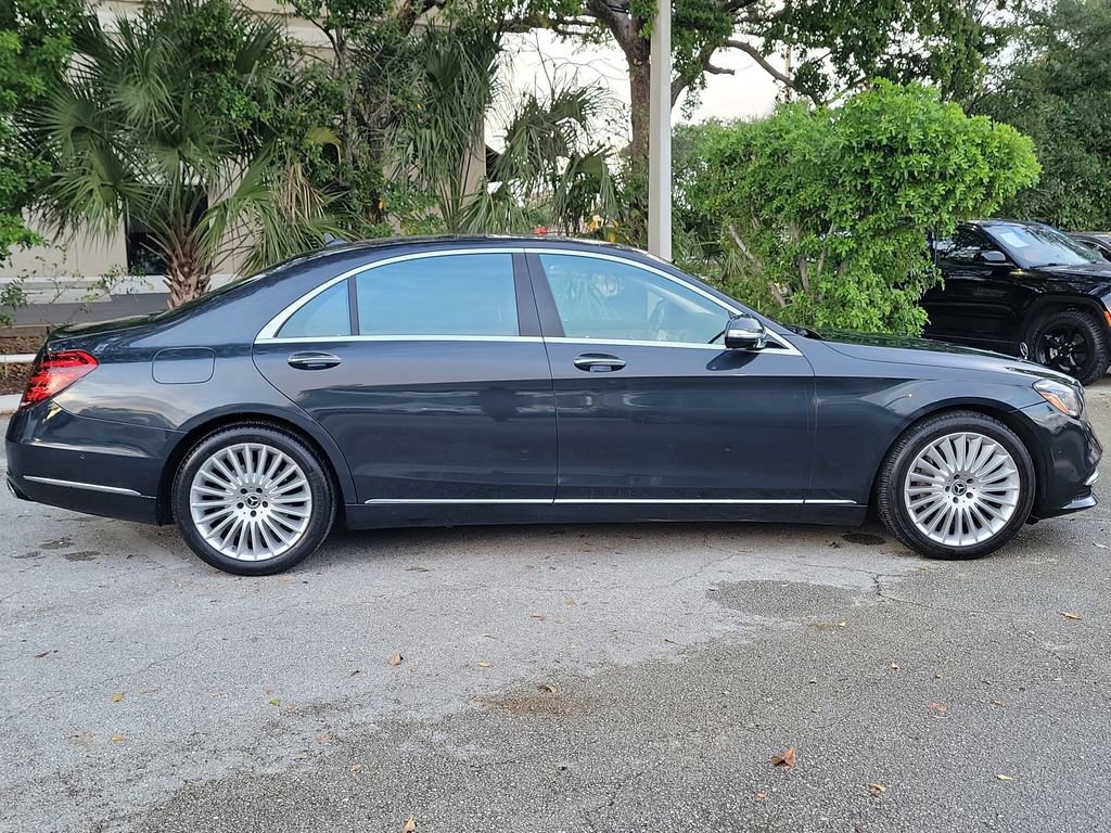 Used 2018 Mercedes-Benz S 560 Sedan image 9