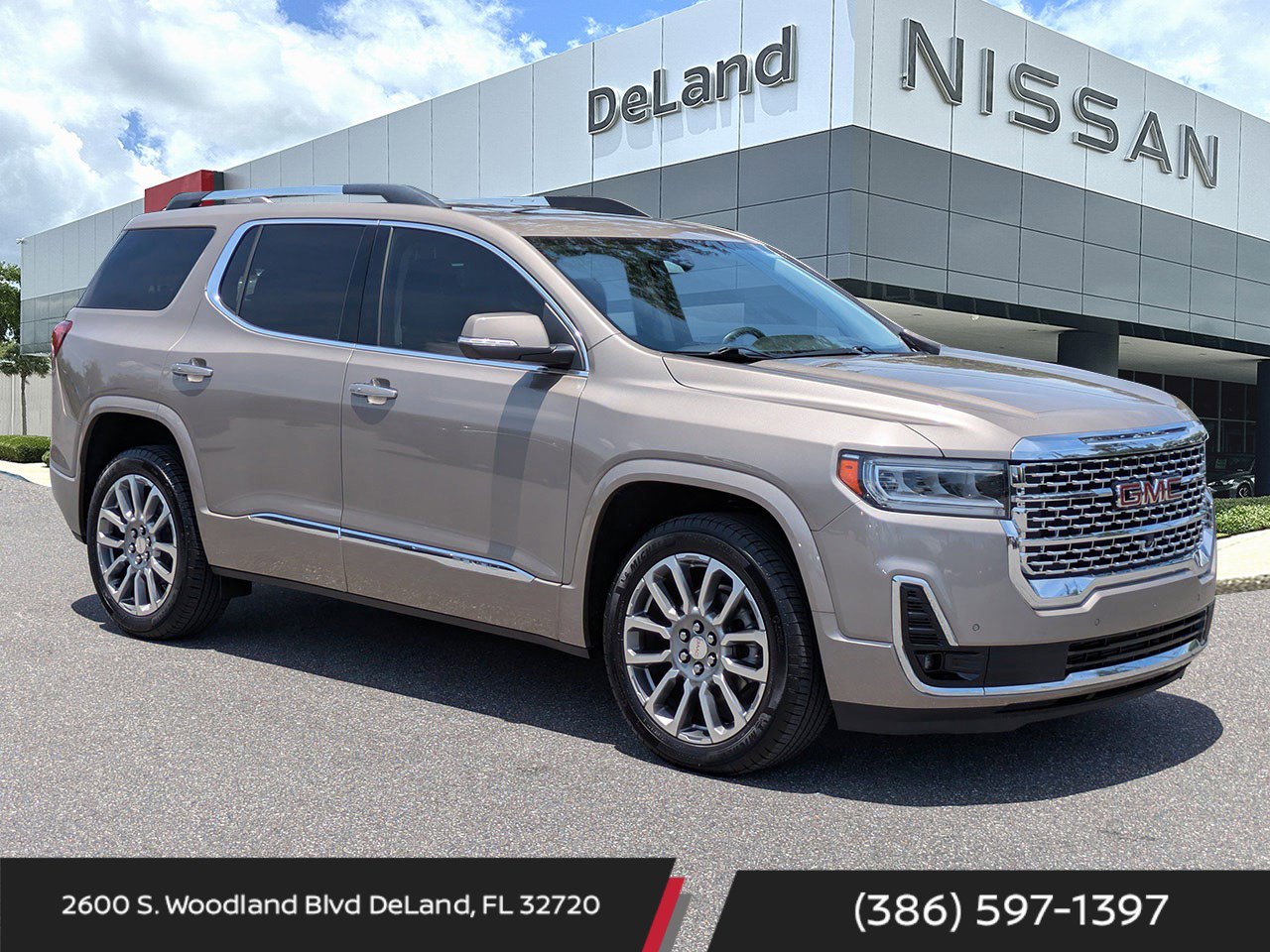 Used 2023 GMC Acadia Denali w/ Denali Ultimate Package