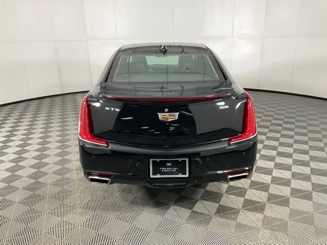 Used 2018 Cadillac XTS Luxury w/ Driver Awareness Package image 5