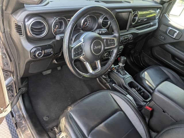 Used 2022 Jeep Wrangler Unlimited Sahara AWD/4WD image 10