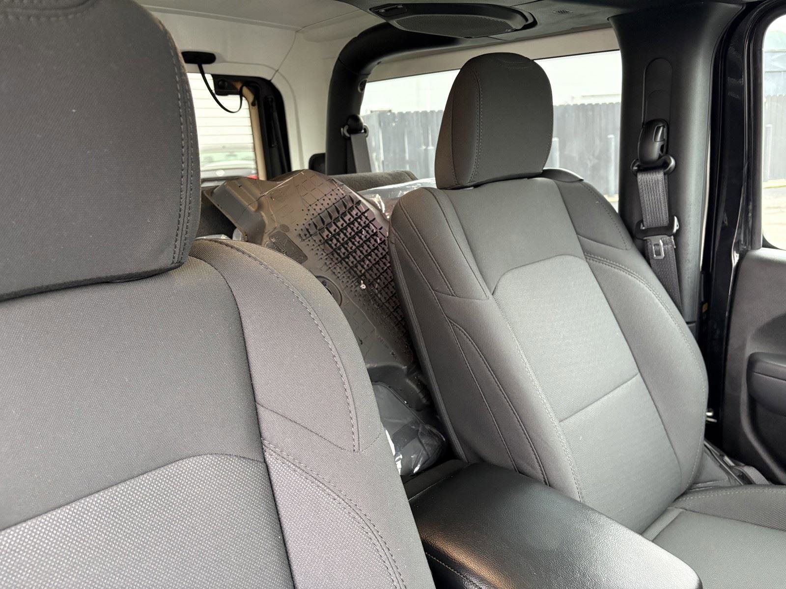 Used 2023 Jeep Wrangler Sport S image 12