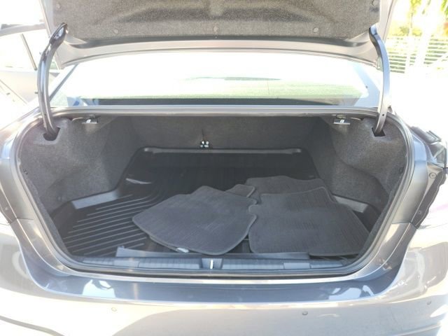 Used 2025 Subaru Legacy Limited image 24