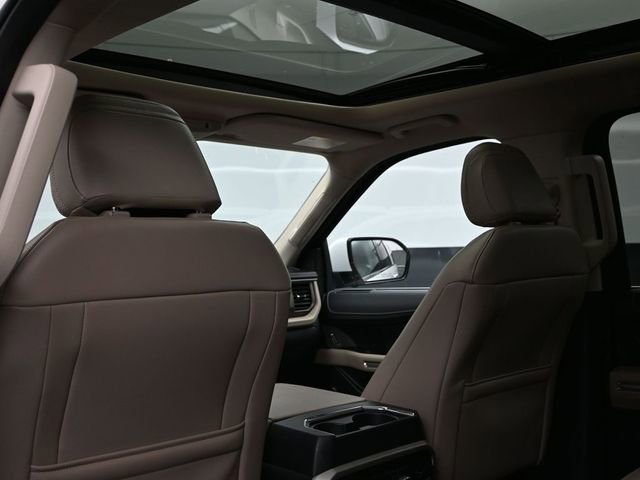 Used 2024 Ford Expedition Max Limited image 27
