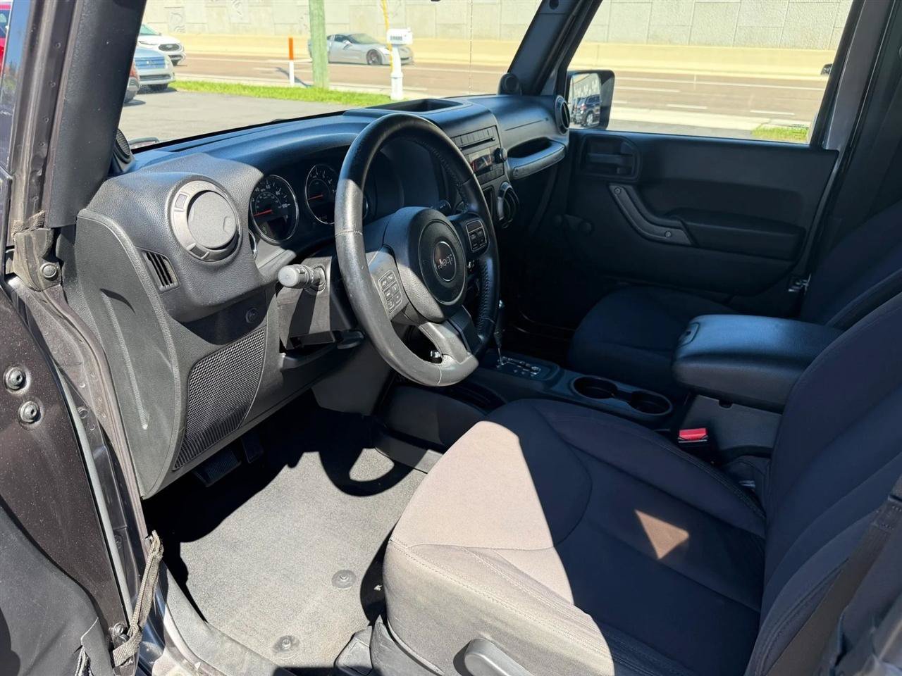Used 2014 Jeep Wrangler Sport w/ Connectivity Group AWD/4WD image 23