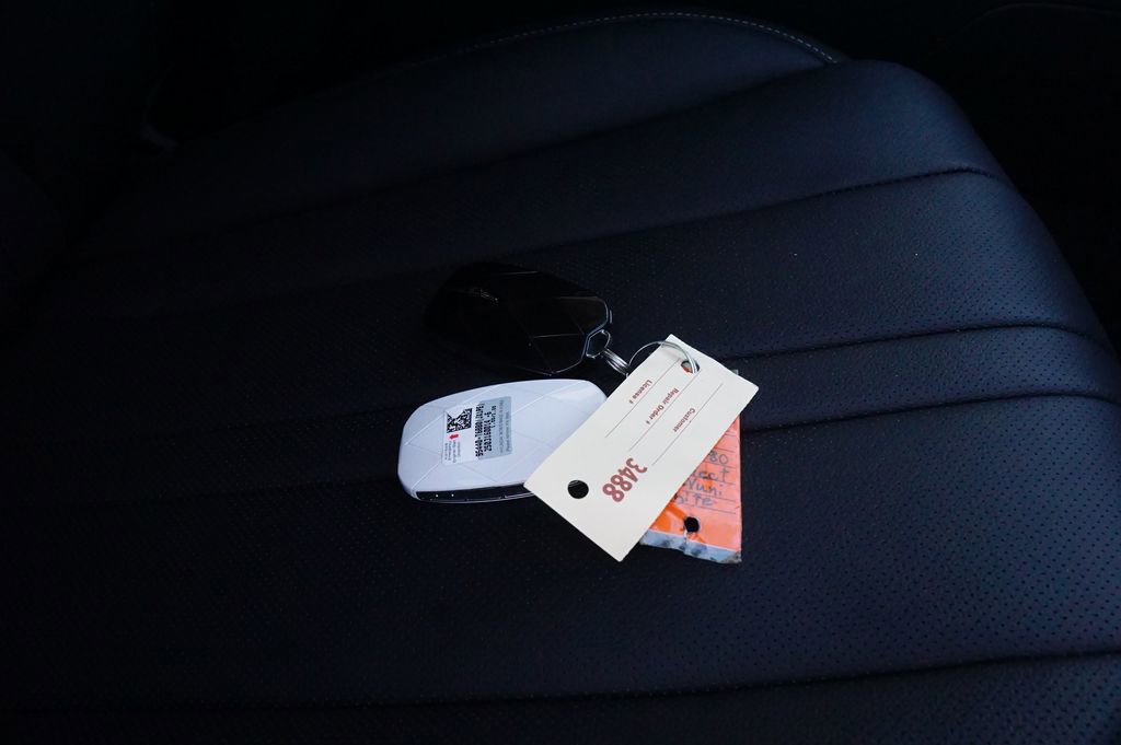 New 2025 Genesis GV80 2.5T Select image 24