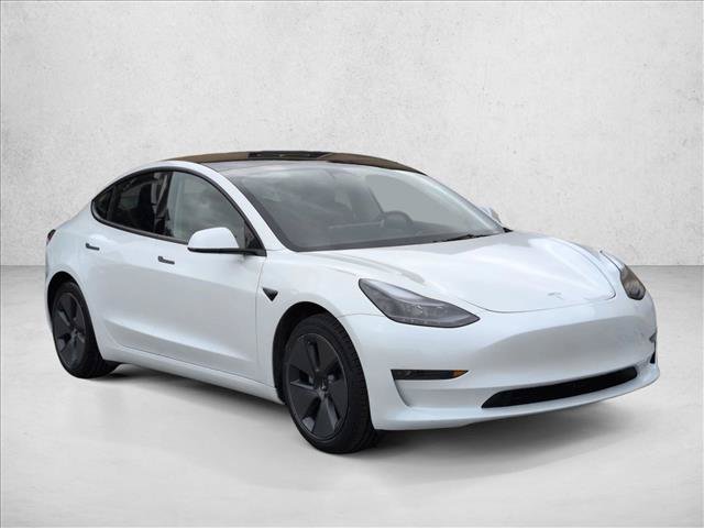 Used 2023 Tesla Model 3 Standard Range RWD image 3