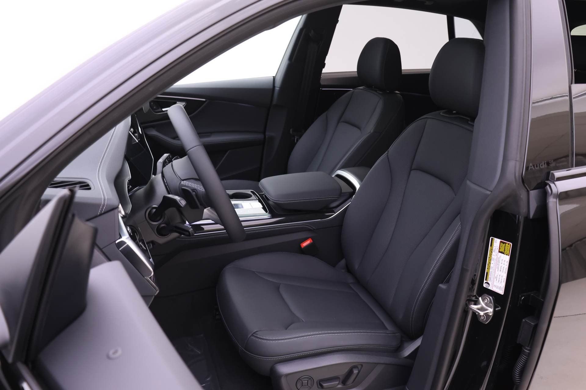 New 2026 Audi Q8 Premium Plus image 7